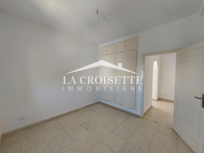 Duplex S+4 avec terrasse à La Marsa